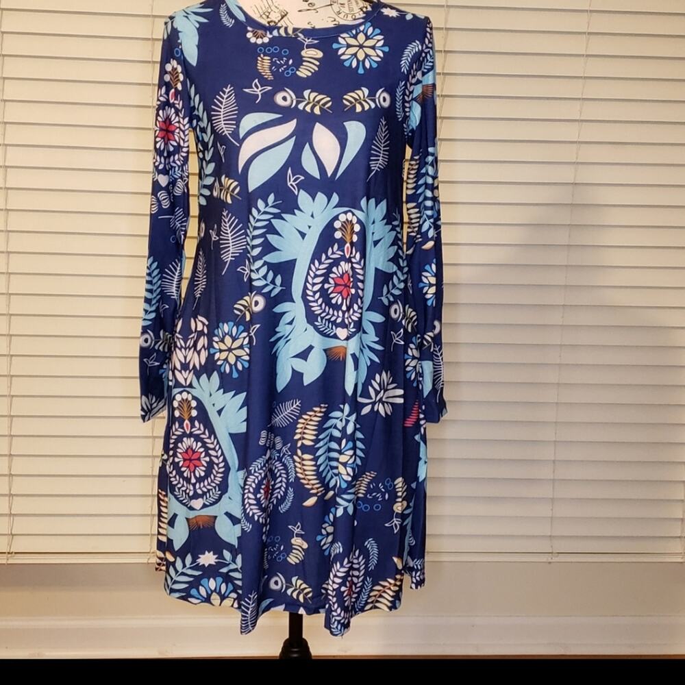 Floral Scoop Neck Dress with Pockets NWT - Picture 3 of 10